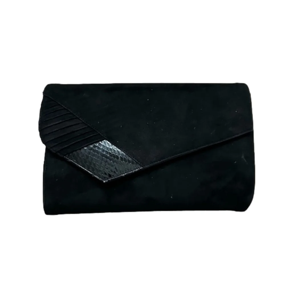 Vintage 80's Black Velvet Clutch Envelope Purse Faux Snake Skin Accent w/Strap